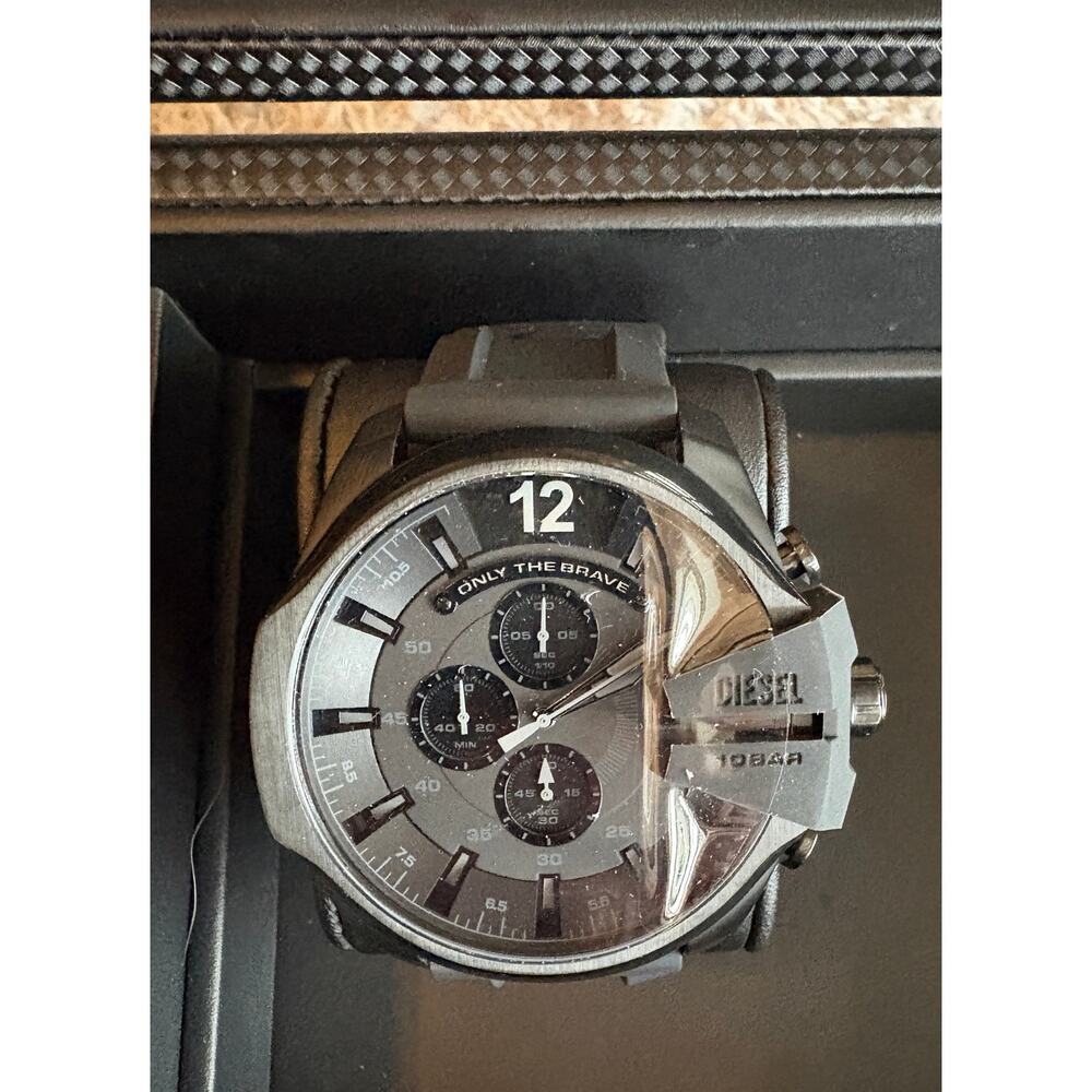Diesel Mega Chief DZ4378 Mens Gunmetal Chronograph Leather Strap Watch NWT
